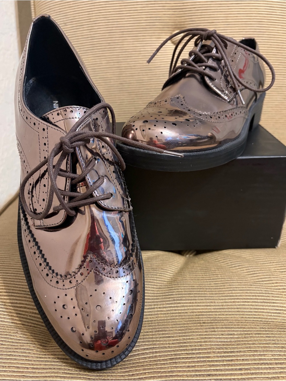 NWOT Nine West Studey Pewter Metallic Classic Women’s Lace-Up Oxford - Size 10